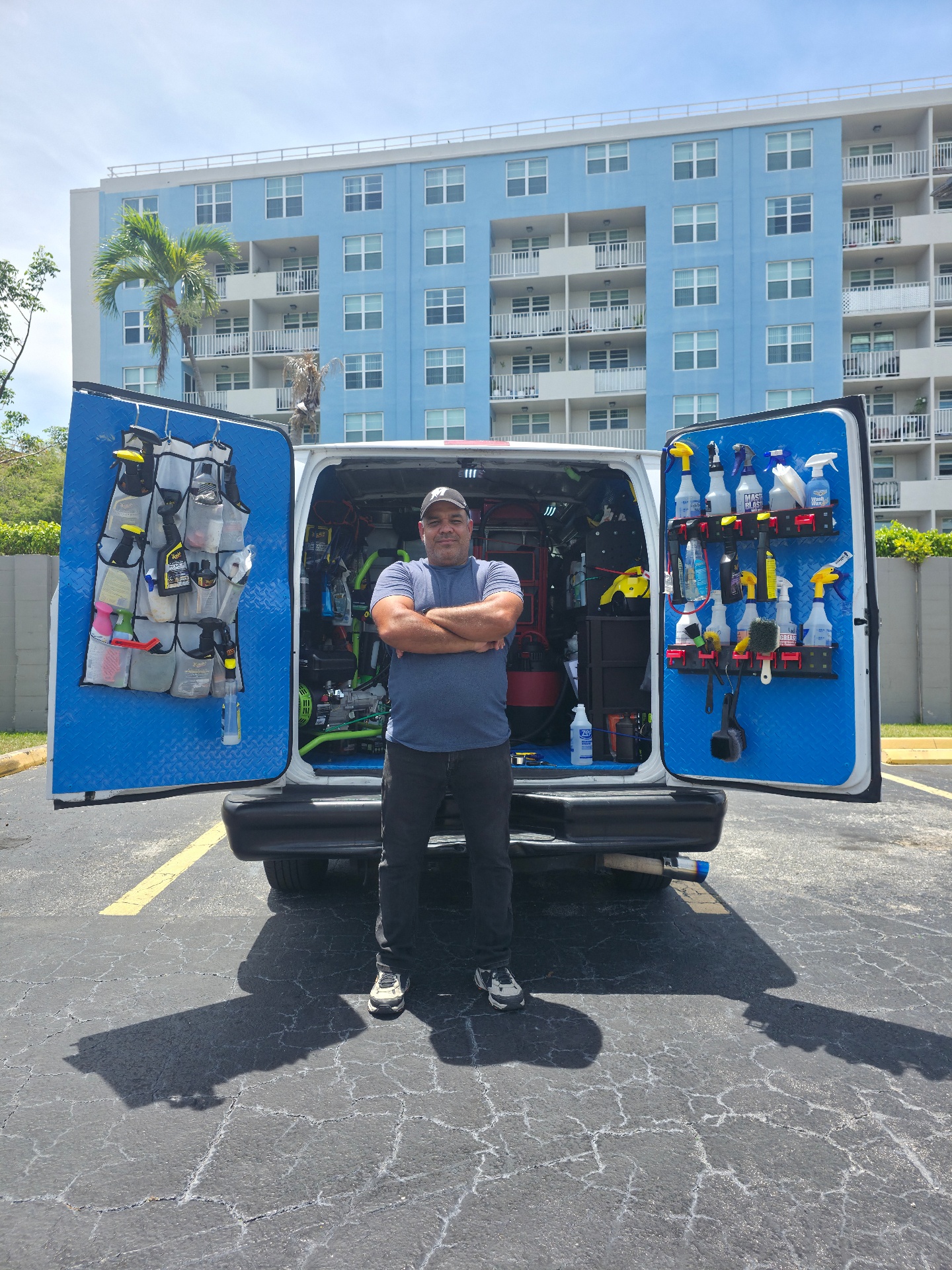 L&G Shine Detailing mobile car wash and detailing service in Miami, FL
